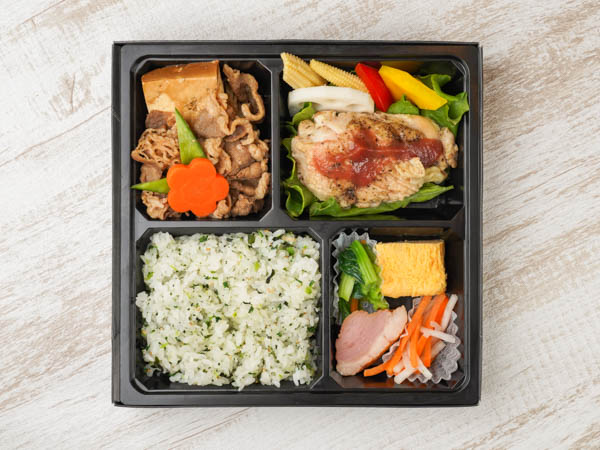 牛すきと鶏の季節ソース