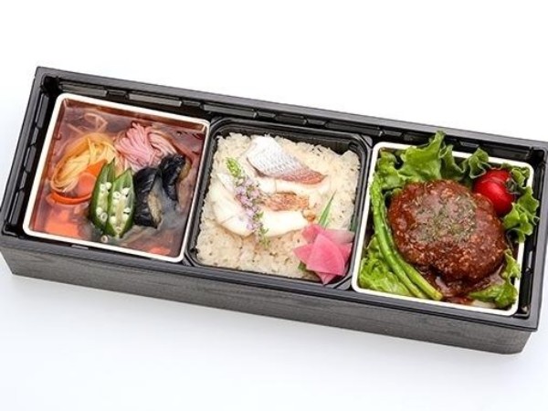 笑福箱 神戸牛粗挽きハンバーグとお蕎麦の鯛めし御膳