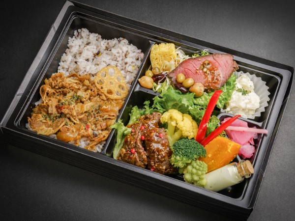 トリュフ醤油で頂くサイコロステーキ＆A4和牛飯