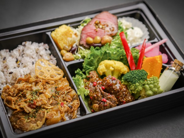 トリュフ醤油で頂くサイコロステーキ＆A4和牛飯