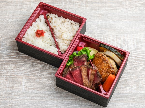 【お弁当デリ限定】手ごねハンバーグと低温仕上げの熟成サーロイン二段弁当