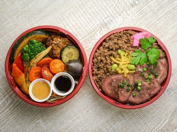 霜降り牛ステーキの二段BENTO
