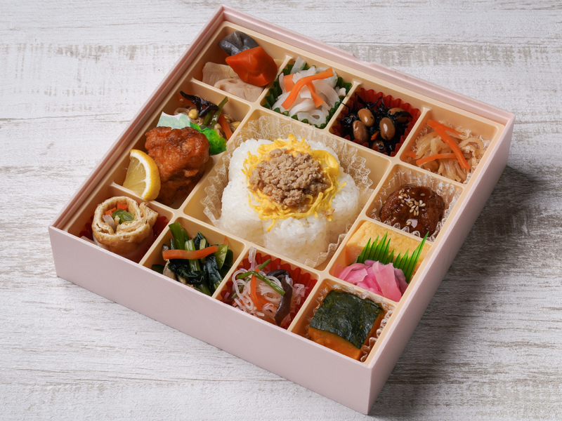 彩り菜膳 ～肉そぼろ～