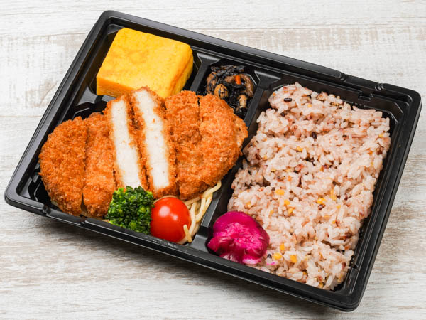 千人将弁当 ～味噌豚カツと大きな玉子焼き～
