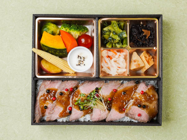 厳選牛のローストビーフ重弁当