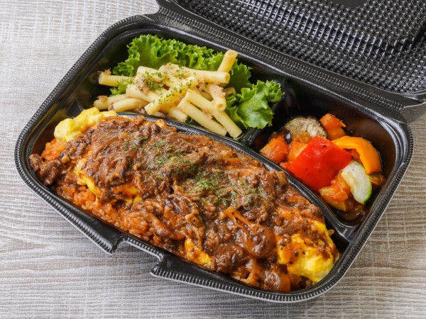 ふわとろエッグとハッシュドビーフ弁当