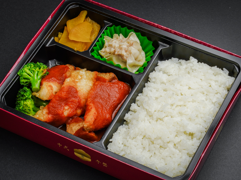 白身魚のチリソース弁当
