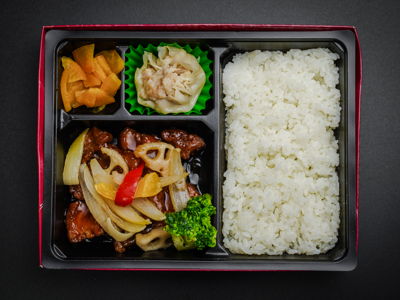 三元豚 酢豚弁当