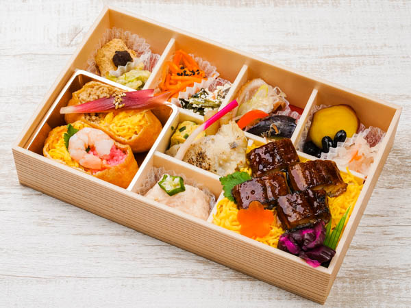 琥珀【ひつまぶし御飯と彩り稲荷と京おばんざい八寸】