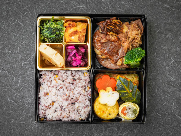 4升7種 牛肉と野菜のしぐれ煮