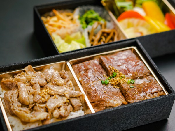 黒毛和牛上カルビと塩牛焼きしゃぶ