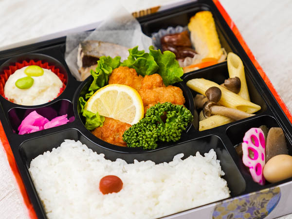 選べるご飯の和風から揚げ彩り弁当