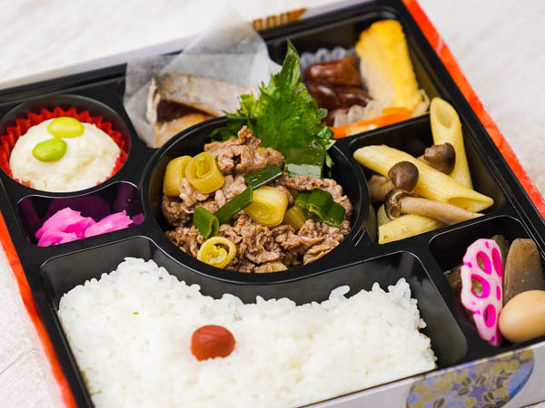 選べるご飯のすき焼き彩り弁当
