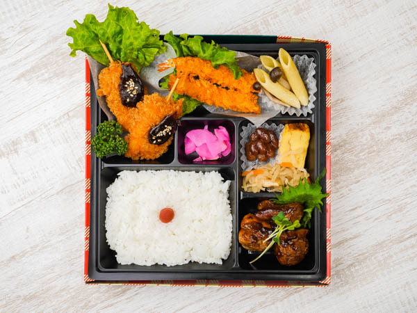 選べるご飯の豚味噌カツと若鶏八丁味噌焼き御膳