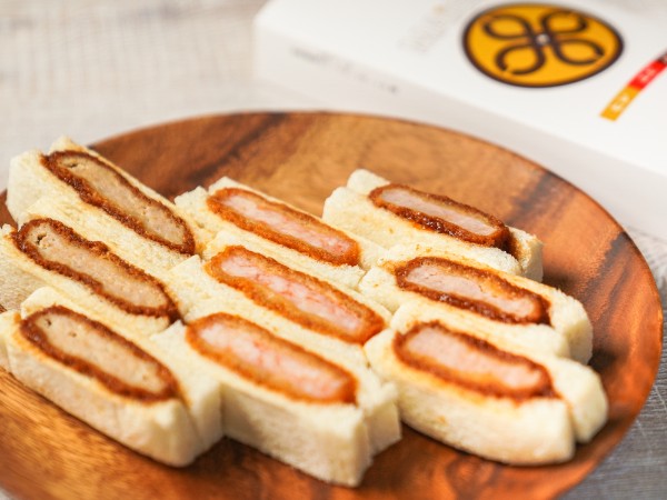 ミックスサンド（ヒレ・エビ・メンチ）