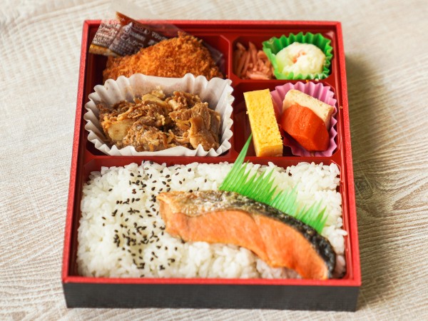 黒豚しぐれ弁当