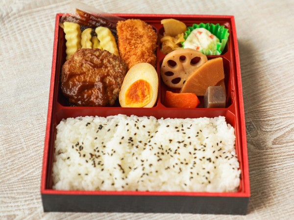 ハンバーグ弁当