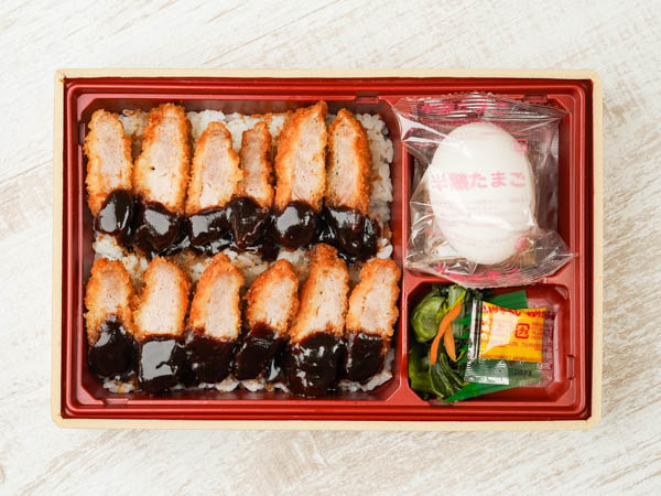 松浦の味噌ヒレカツ重